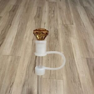 Elegant Amber Straw Topper